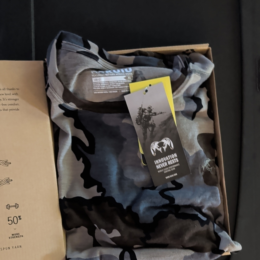 KUIU Ulta 120 Lt Merino Wool - Picture 4 of 4